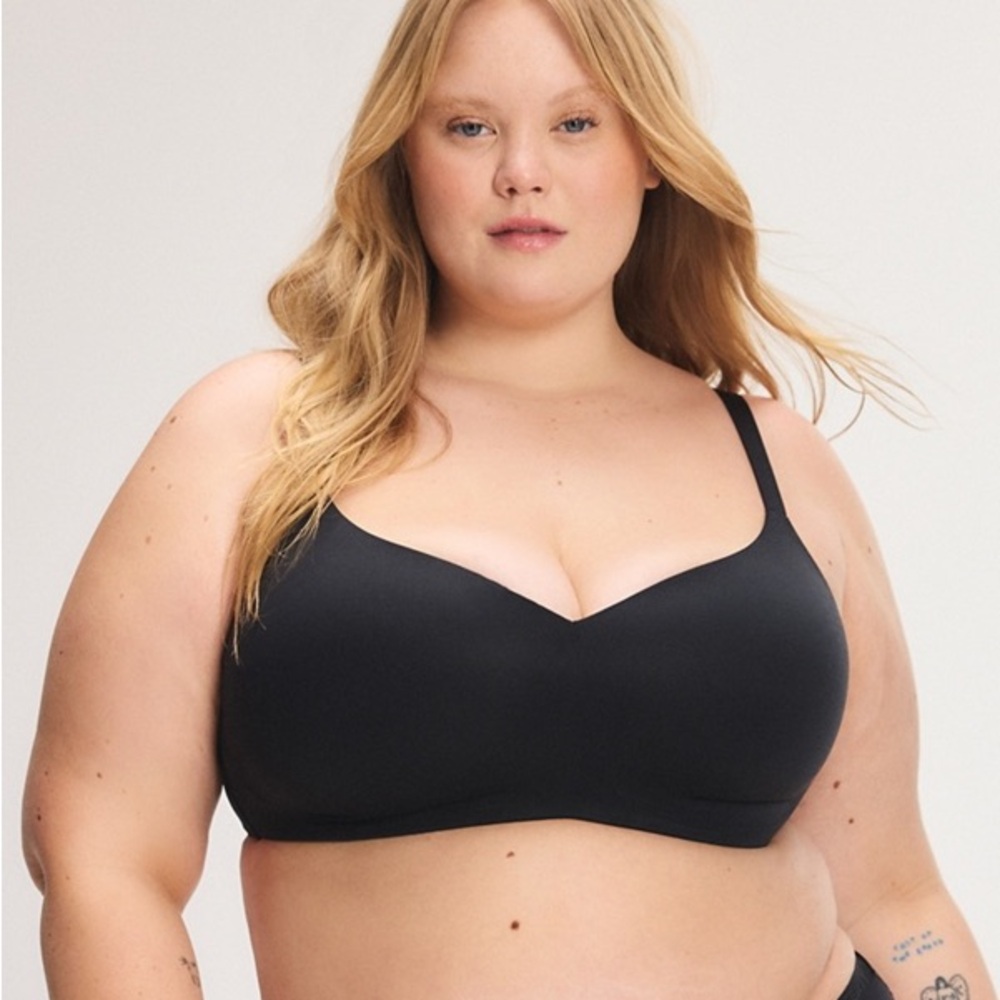 Savage X Fenty | Black Caviar Wireless Bralette | Size 2X